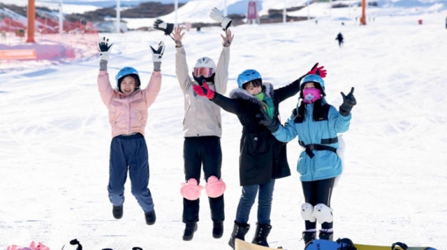 冰雪運(yùn)動成就新疆文旅新名片
