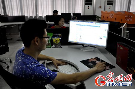 【網(wǎng)絡媒體走轉改】搭上“互聯(lián)網(wǎng)+”快車 江西革命老區(qū)煥發(fā)新光彩