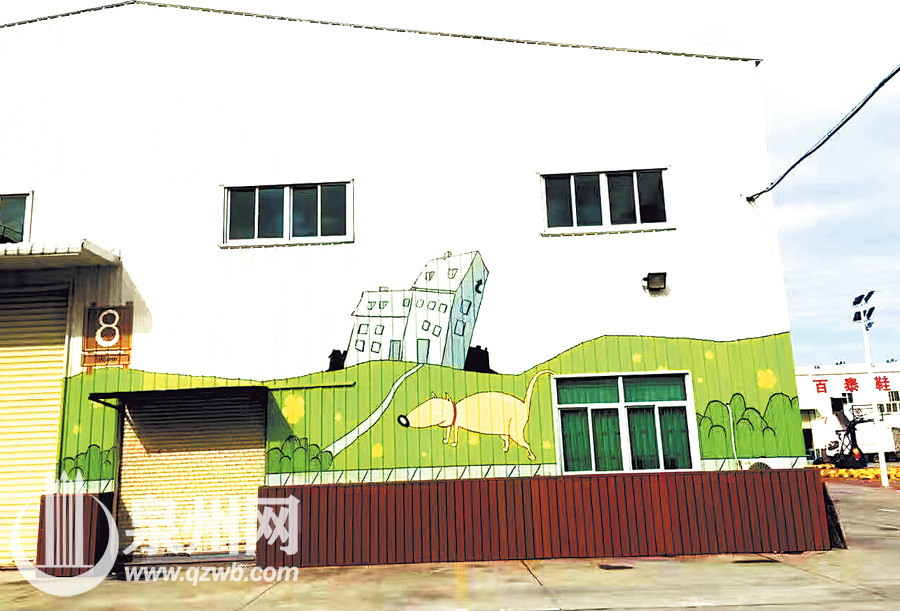 近日，在晉江西園街道嶼頭社區(qū)的工業(yè)園區(qū)內(nèi)，原本冰冷的工業(yè)廠房外墻被噴繪上各式各樣的3D彩繪圖案，立即搖身一變成為靚麗風(fēng)景，讓人眼前一亮。